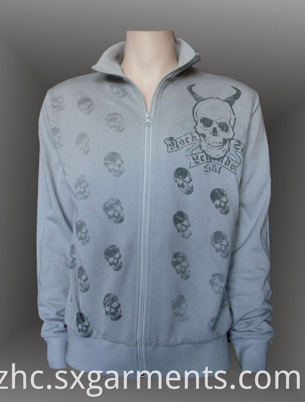 长袖运动衫 Long Sleeve Sweatshirts